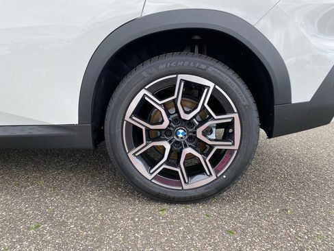 New 2026 BMW X2 xDrive28i w/ Convenience Package AWD/4WD image 5
