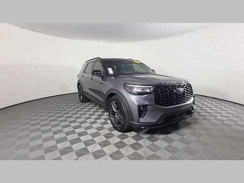Used 2025 Ford Explorer ST w/ Sun And Sound Package AWD/4WD image 51