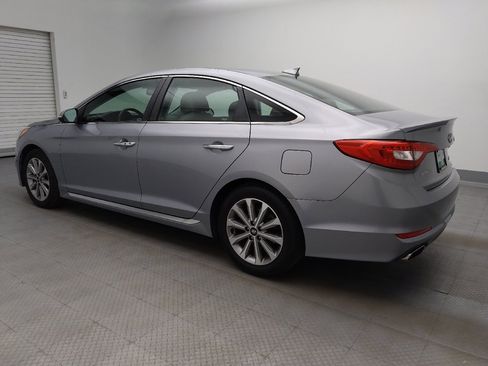 Used 2017 Hyundai Sonata Limited w/ Tech Package 03 FWD image 3
