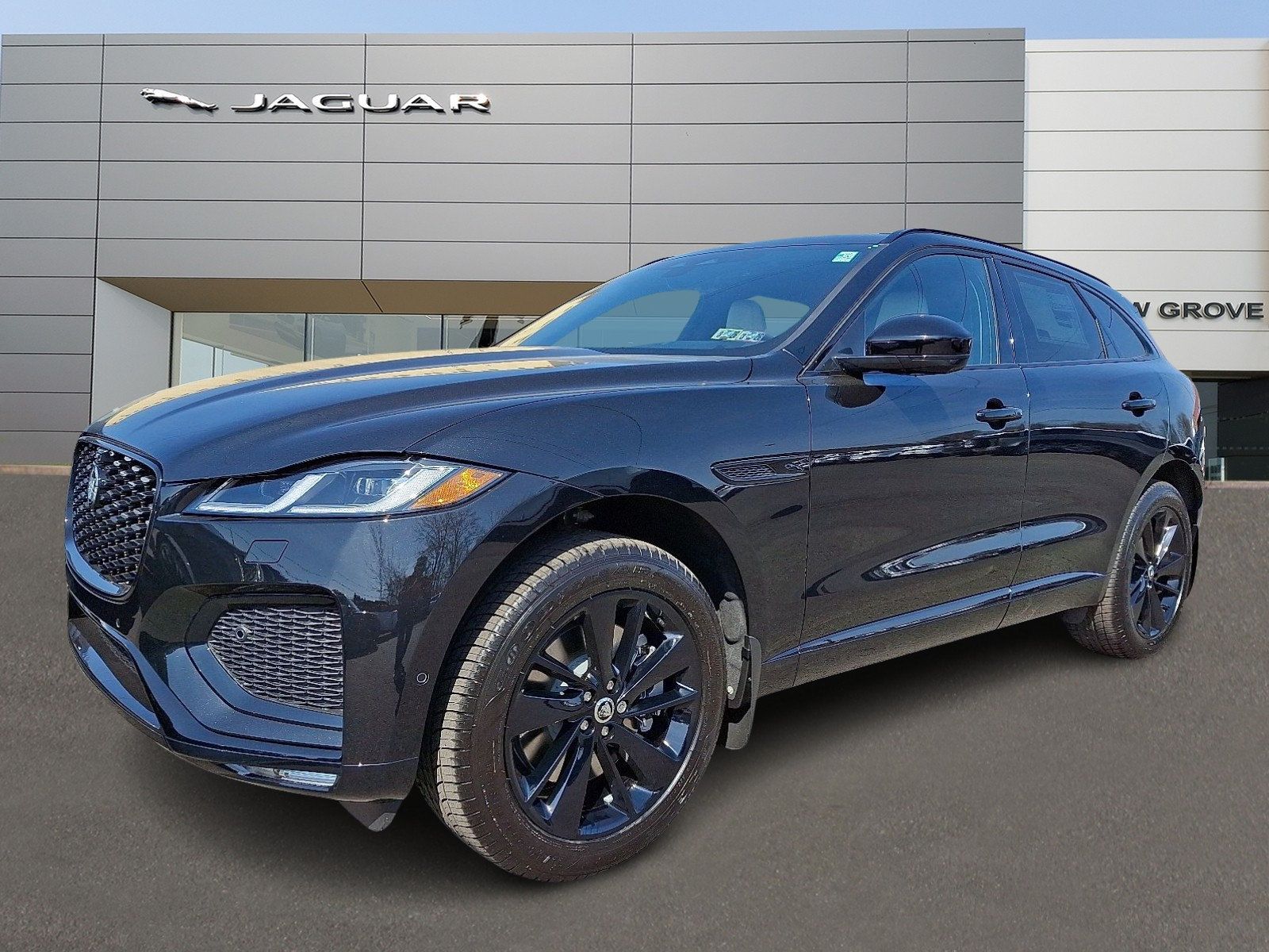 New 2026 Jaguar F-PACE R-Dynamic S AWD/4WD image 1