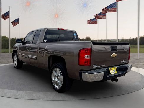 Used 2011 Chevrolet Silverado 1500 LT w/ Texas Edition image 5