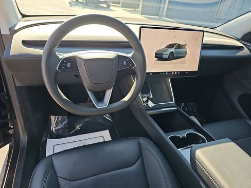 Used 2026 Tesla Model Y Premium image 20