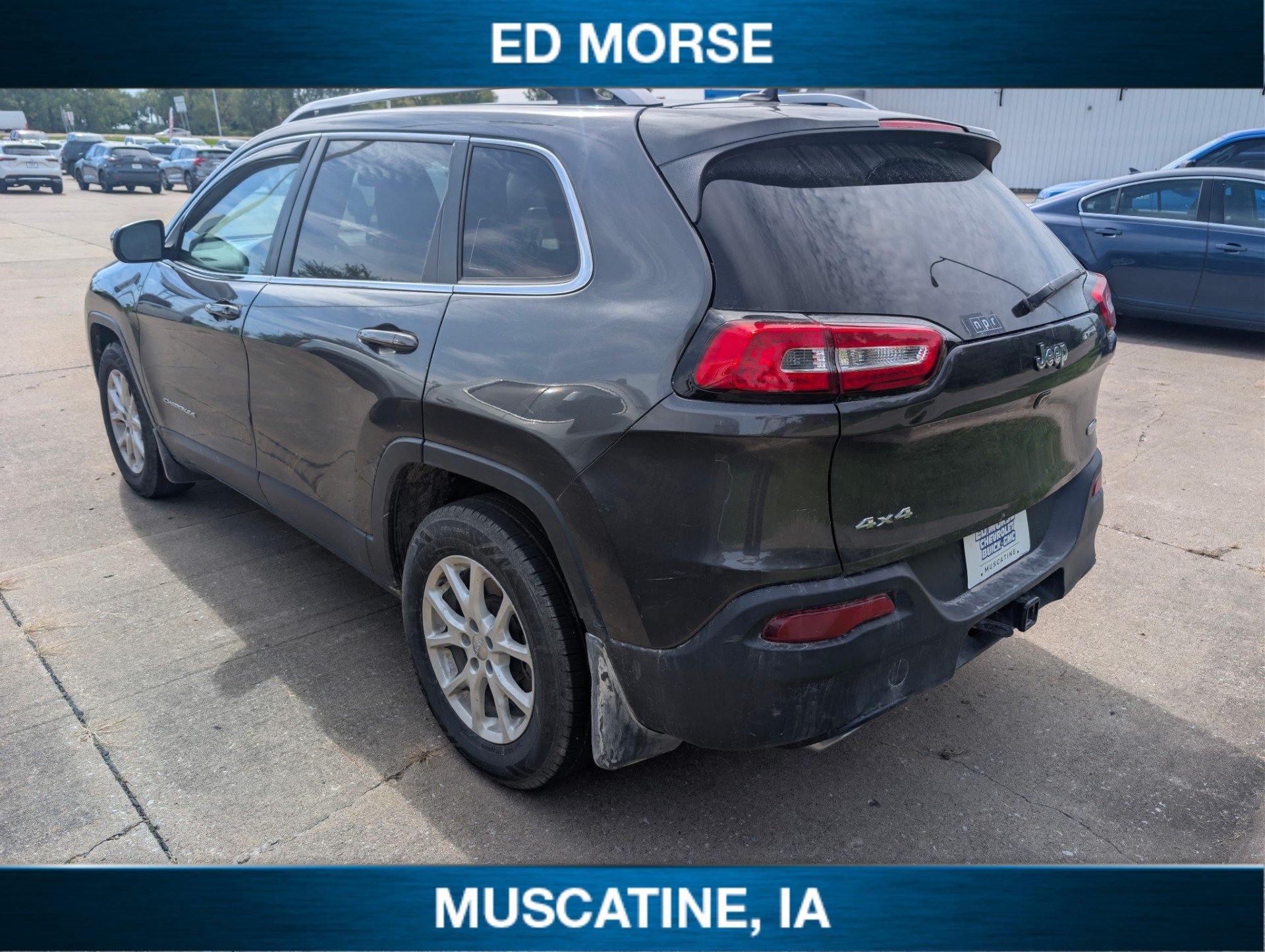 Used 2015 Jeep Cherokee Latitude w/ Cold Weather Group AWD/4WD image 4