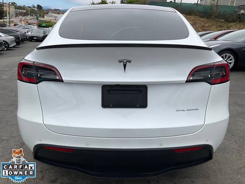 Used 2021 Tesla Model Y Long Range AWD/4WD image 4