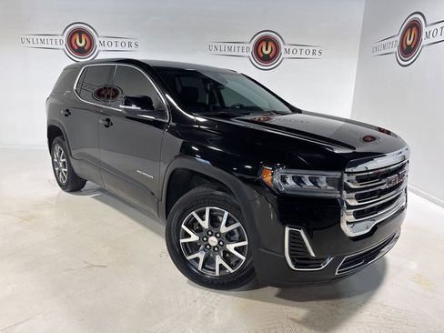 Used 2023 GMC Acadia SLE image 1