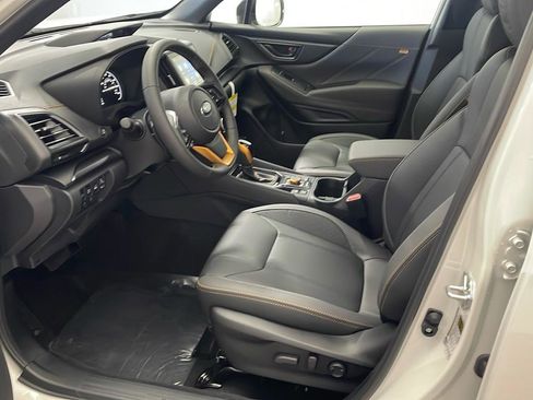 Used 2025 Subaru Forester Wilderness w/ Wilderness Package image 8