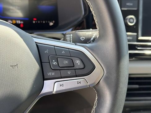 Certified 2023 Volkswagen Taos S FWD image 19