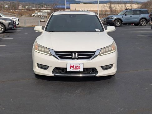 Used 2014 Honda Accord Touring image 7