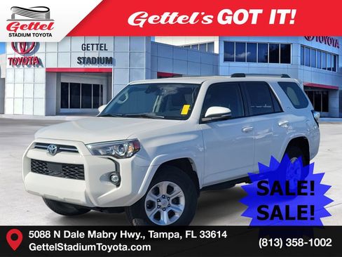 Used 2021 Toyota 4Runner SR5 Premium image 1