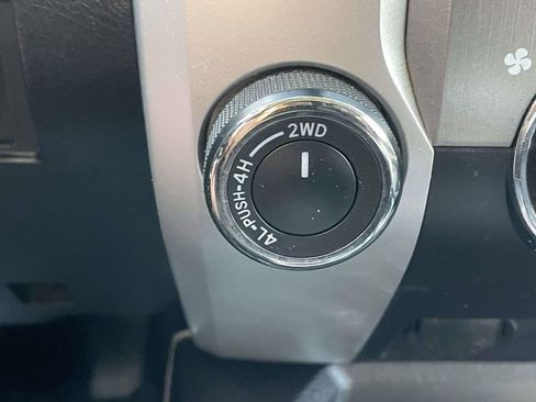 Used 2016 Toyota Tundra SR5 w/ SR5 Upgrade Package image 41