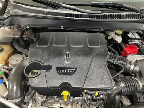 Used 2018 Lincoln MKZ Reserve w/ Technology Package AWD/4WD image 36