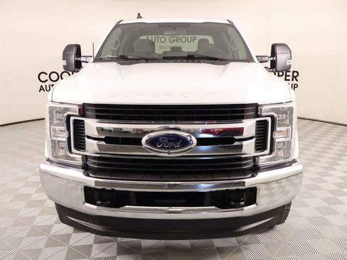Used 2019 Ford F250 XL w/ STX Appearance Package AWD/4WD image 8