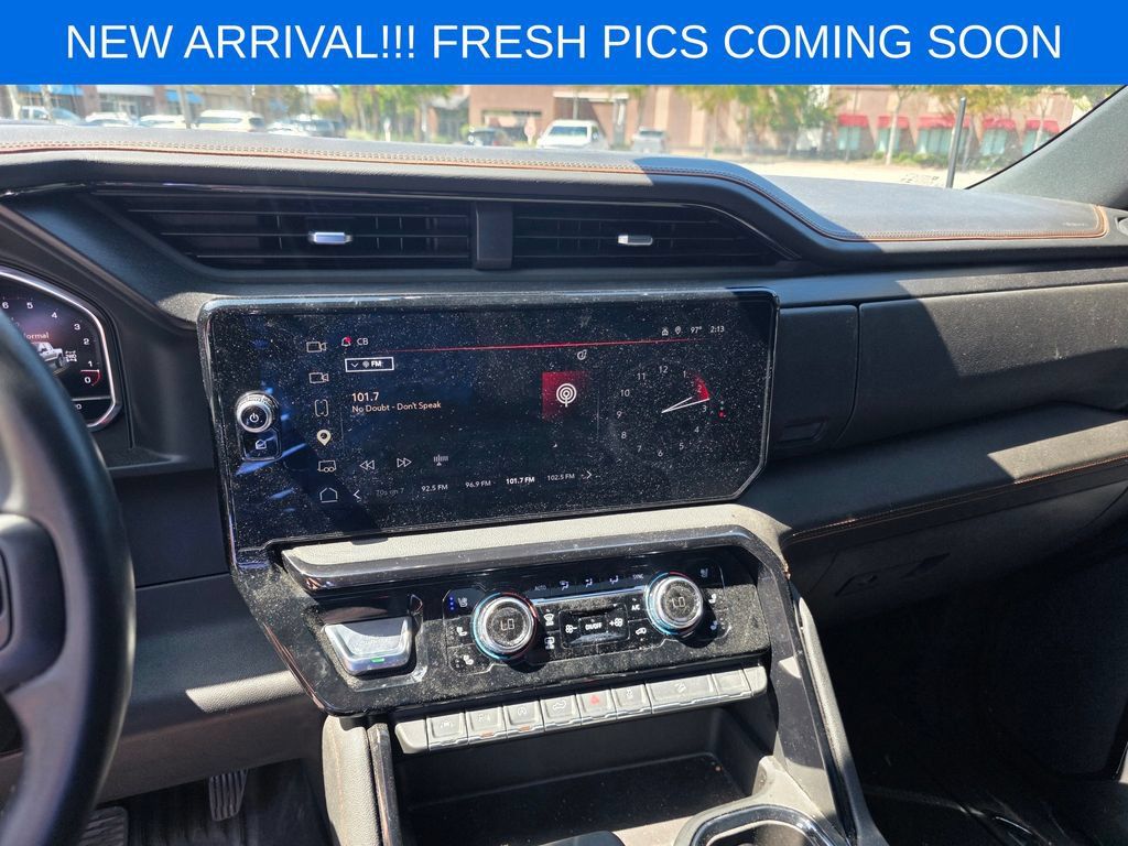 Used 2025 GMC Sierra 1500 AT4 AWD/4WD image 6