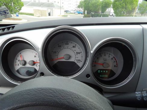 Used 2008 Chrysler PT Cruiser image 21