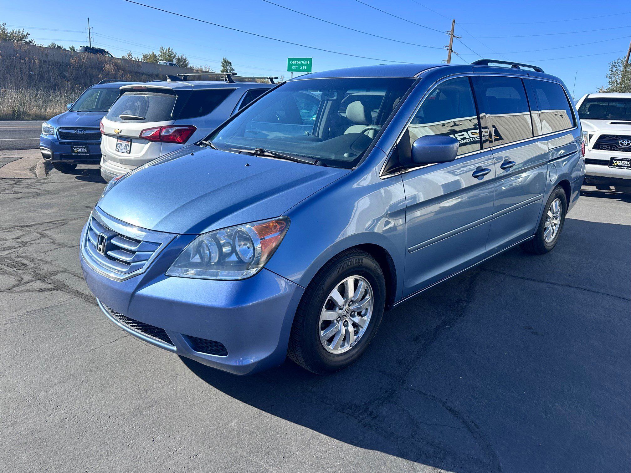 Used 2010 Honda Odyssey EX image 2