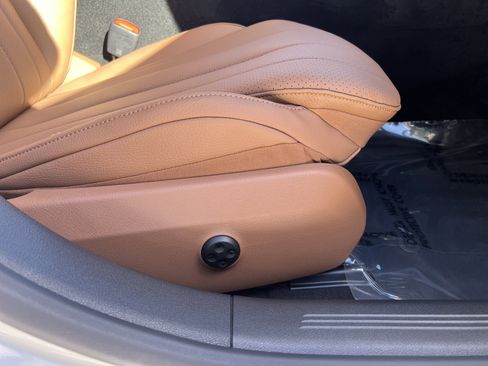 New 2026 Mercedes-Benz E 350 4MATIC Sedan image 27