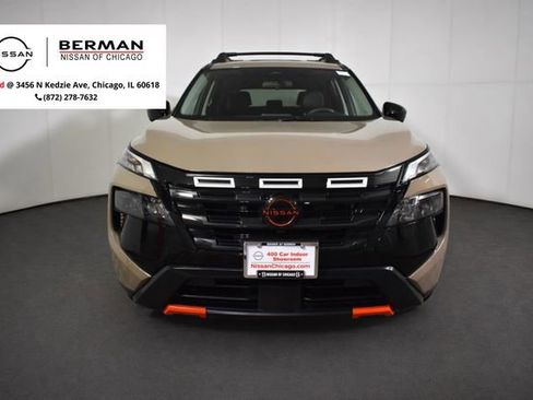 Certified 2025 Nissan Rogue SV AWD/4WD image 2