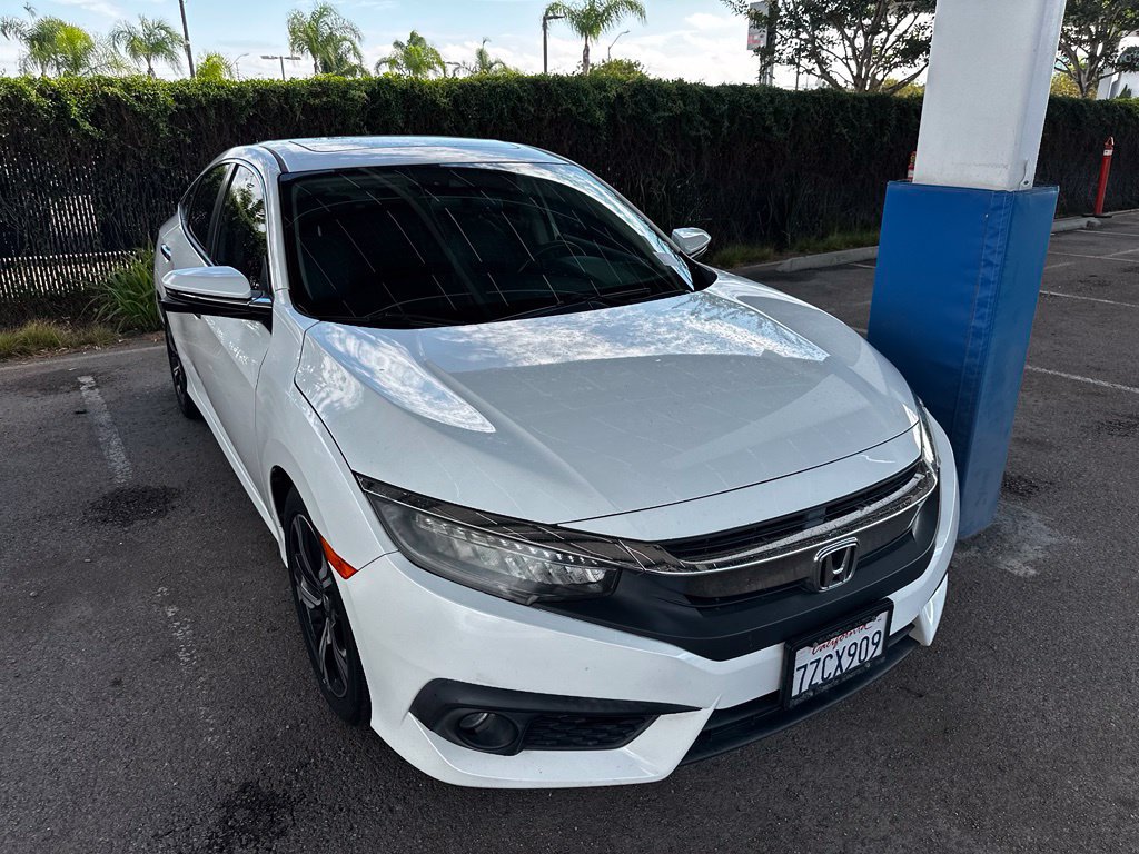 Used 2017 Honda Civic Touring image 9