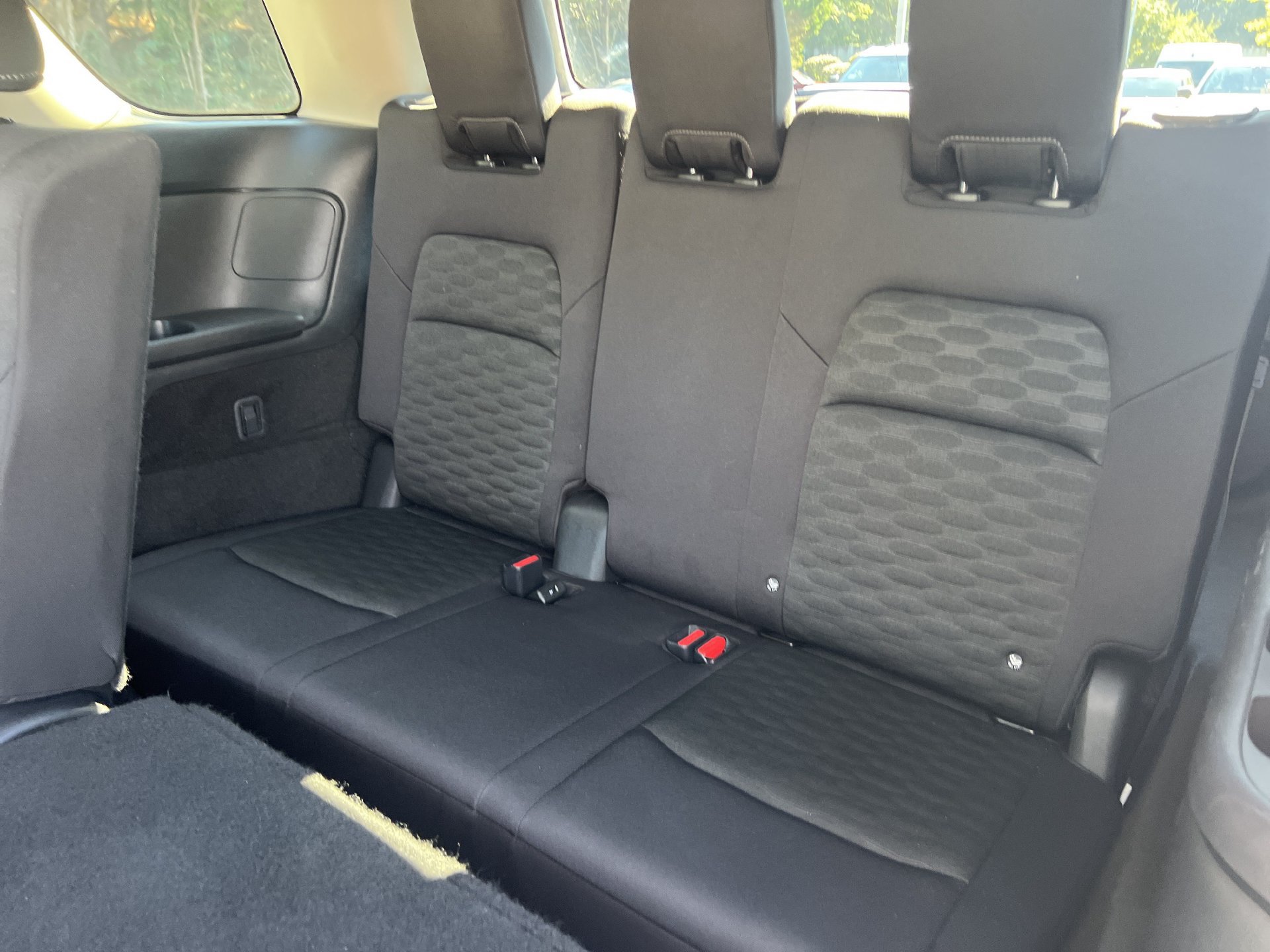 Used 2024 Nissan Pathfinder SV FWD image 20