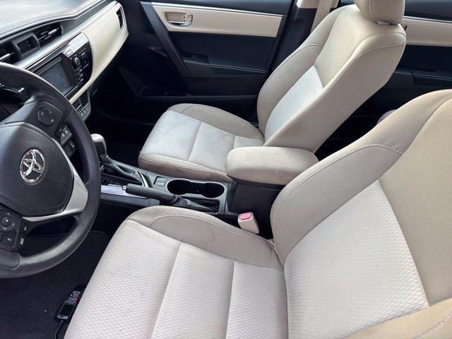 Used 2016 Toyota Corolla LE FWD image 14