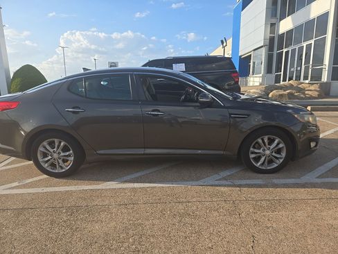 Used 2013 Kia Optima EX image 3