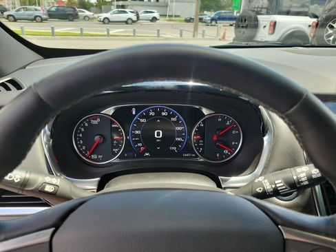 Used 2023 Chevrolet Traverse High Country image 15