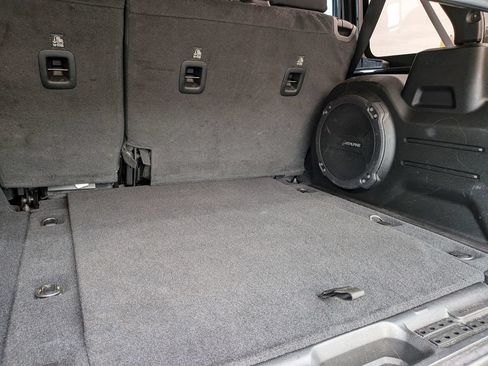 Used 2021 Jeep Wrangler Unlimited Sahara AWD/4WD image 27