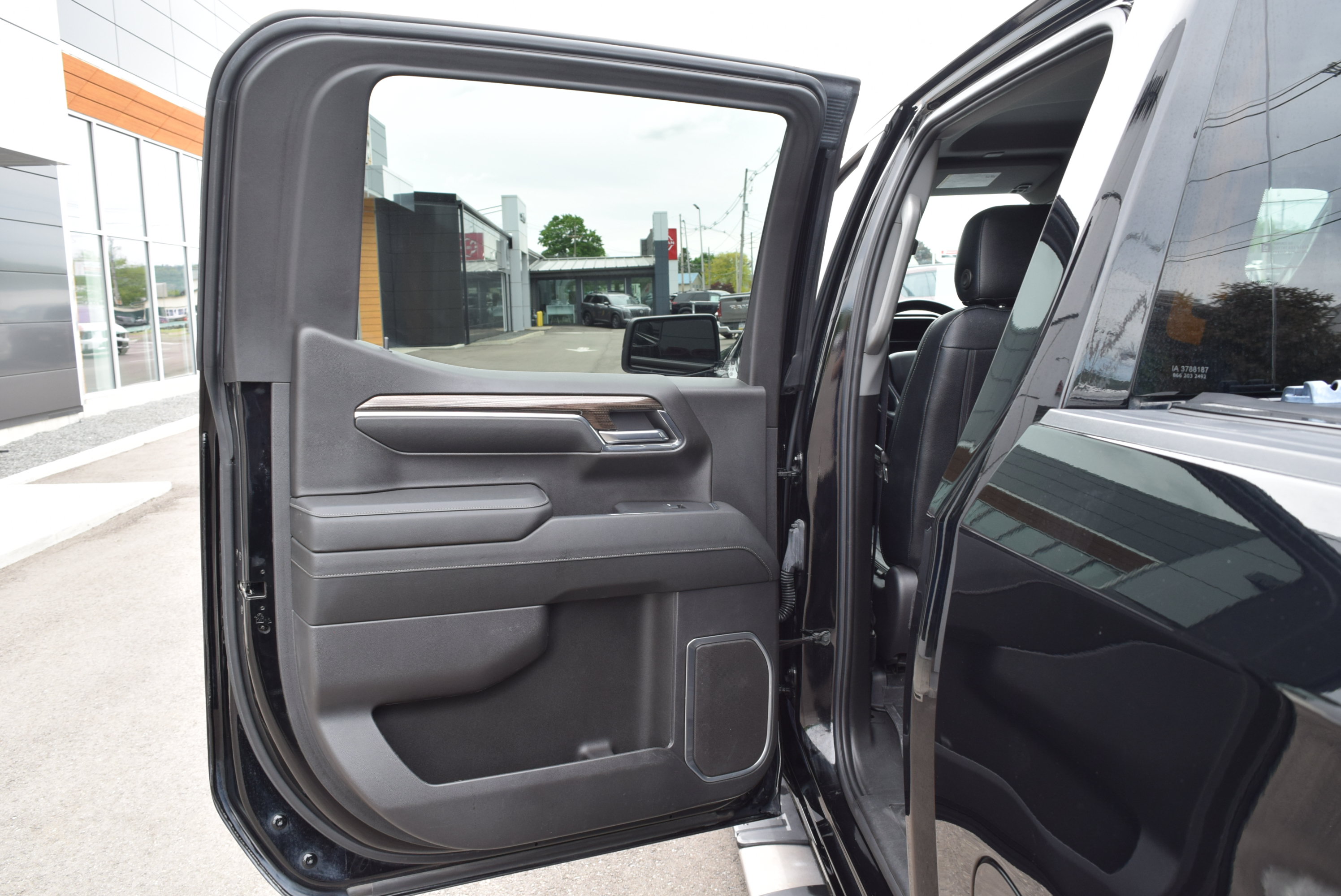Used 2024 Chevrolet Silverado 1500 RST w/ Convenience Package II AWD/4WD image 10