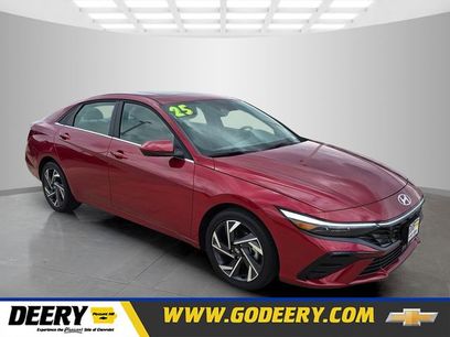 Used 2025 Hyundai Elantra SEL