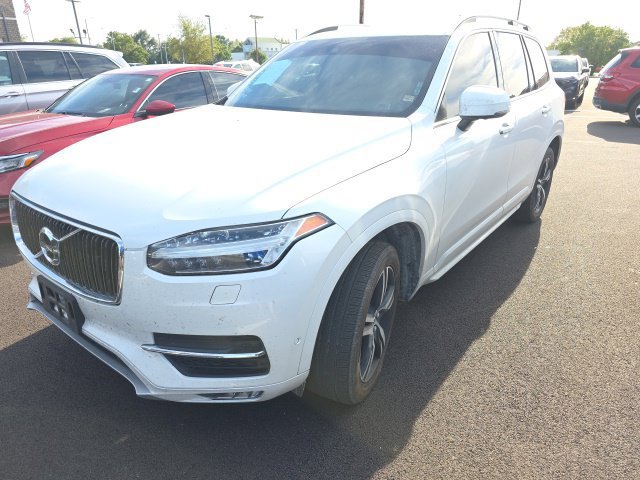 Used 2018 Volvo XC90 T6 Momentum w/ Convenience Package AWD/4WD image 1