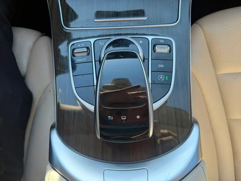 Used 2015 Mercedes-Benz C 300 4MATIC Sedan image 27