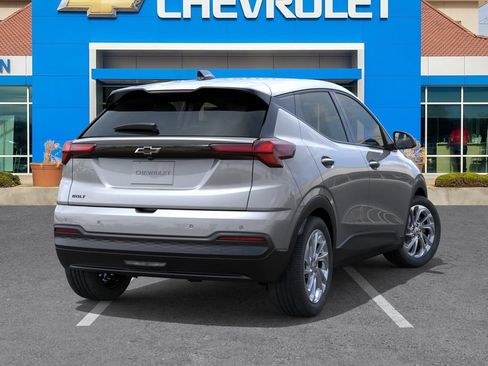New 2027 Chevrolet Bolt LT w/ Comfort Package FWD image 4