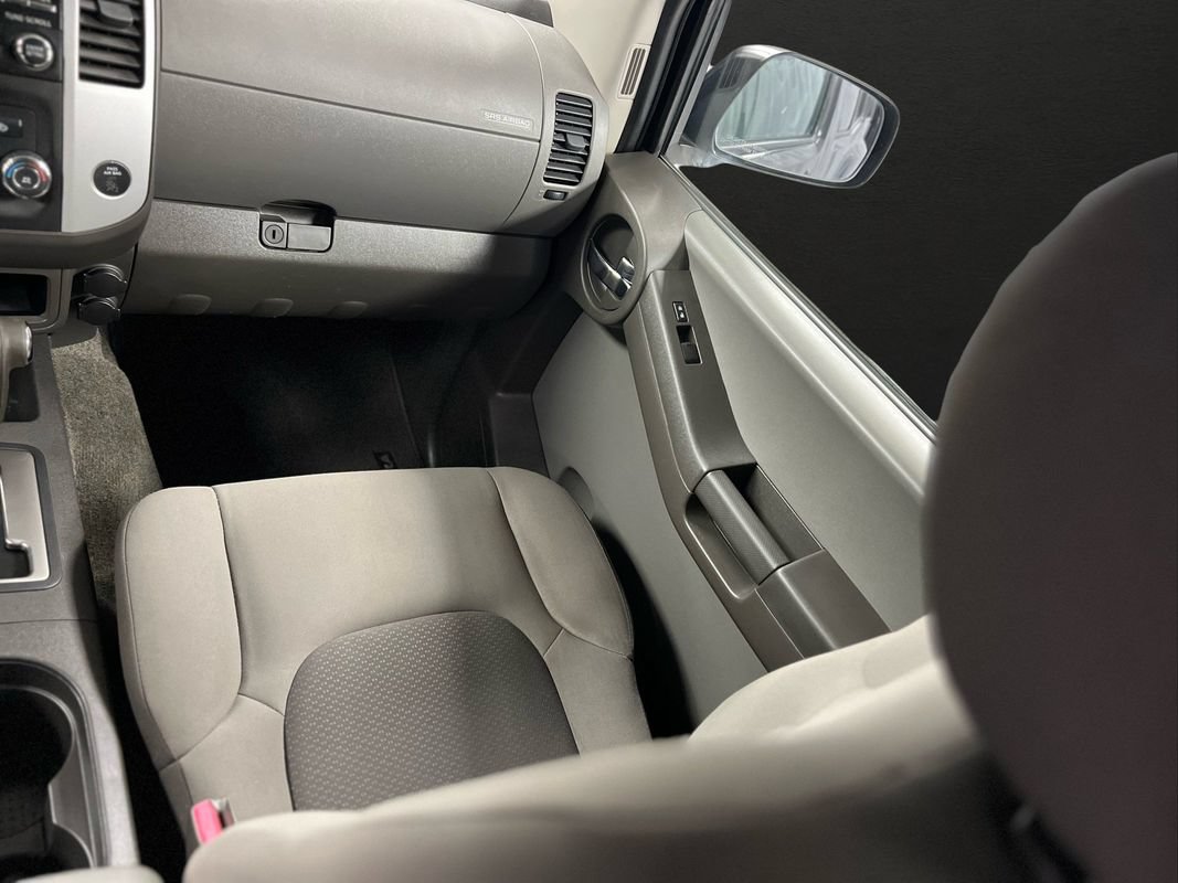 Used 2013 Nissan Xterra S RWD image 19