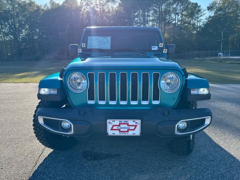 Used 2020 Jeep Wrangler Unlimited Sahara w/ Uconnect 4C Nav & Sound Group image 11