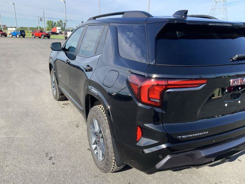 New 2026 GMC Terrain AT4 w/ Convenience Package III AWD/4WD image 18