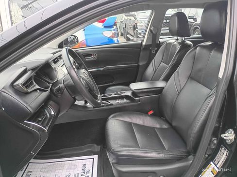 Used 2018 Toyota Avalon XLE Plus image 18