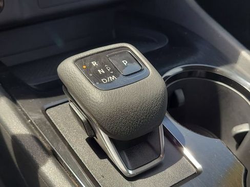 Used 2025 Nissan Rogue SV AWD/4WD image 26