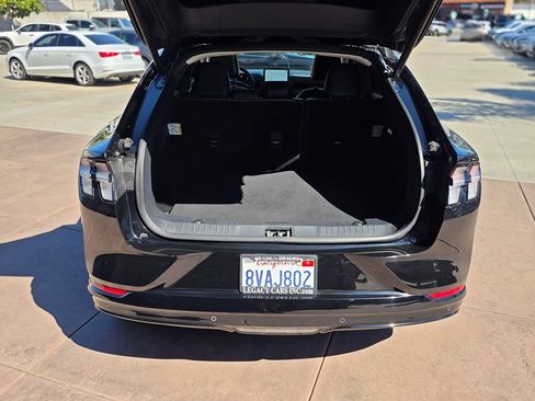 Used 2021 Ford Mustang Mach-E Premium image 21