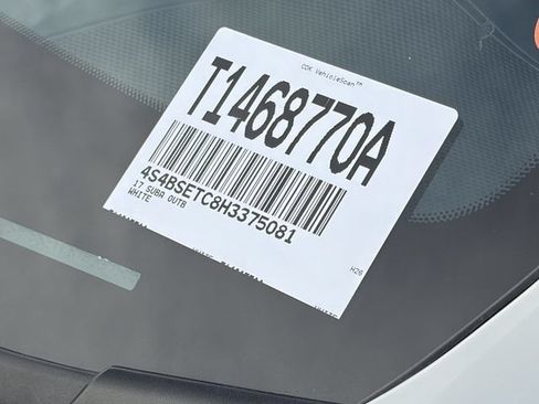 Used 2017 Subaru Outback 3.6R Touring w/ Popular Package #5A AWD/4WD image 10