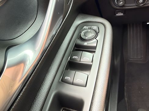 Used 2023 GMC Terrain SLE w/ Driver Convenience Package AWD/4WD image 21