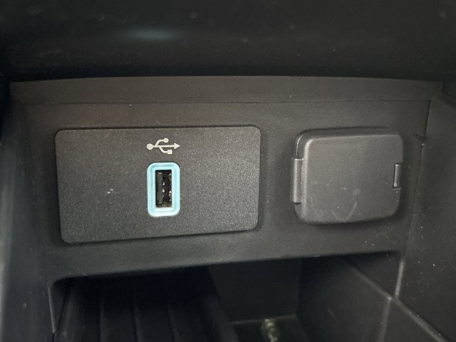 Used 2018 Ford Explorer Sport w/ Equipment Group 401A AWD/4WD image 30