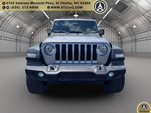 Used 2018 Jeep Wrangler Unlimited Sport AWD/4WD image 8