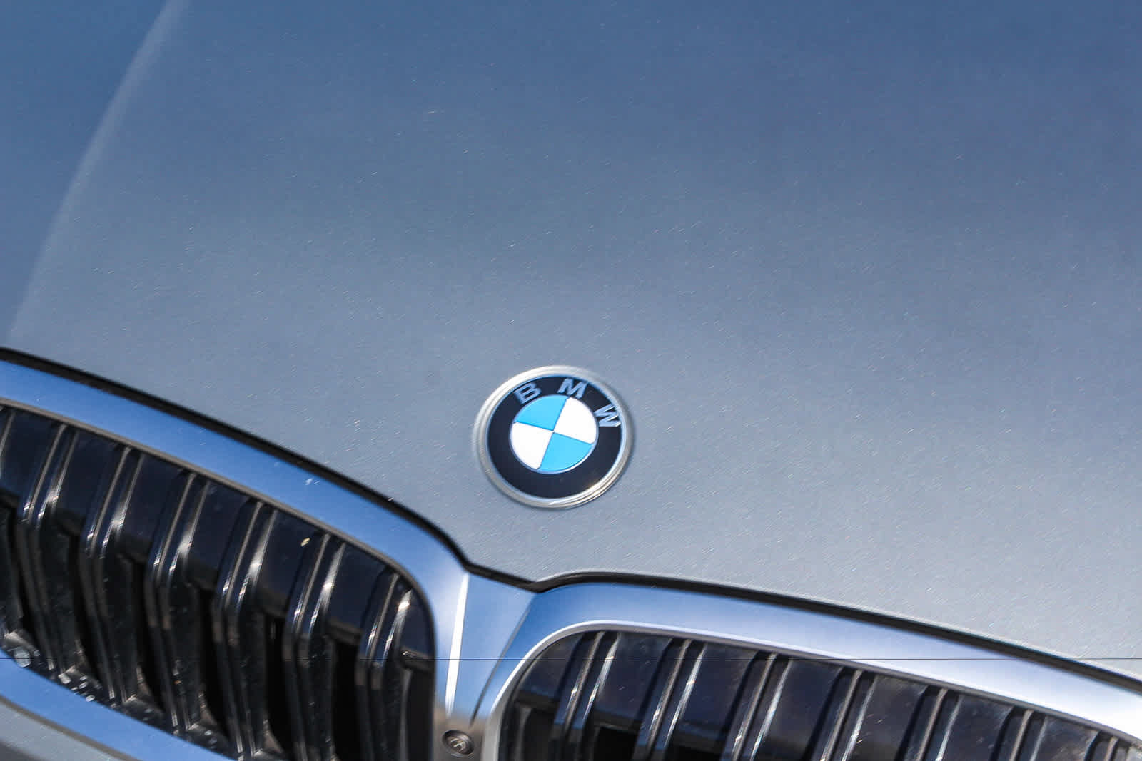 Used 2024 BMW 330i Sedan w/ Convenience Package RWD image 11