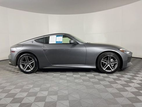 Used 2025 Nissan Z Sport w/ Floor Mat Package image 12