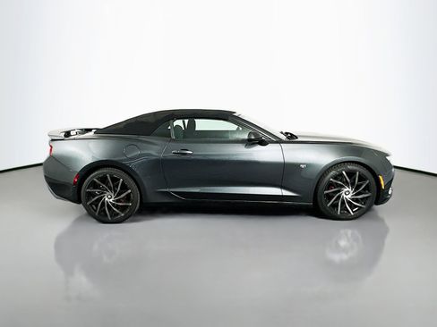 Used 2016 Chevrolet Camaro LT RWD image 9