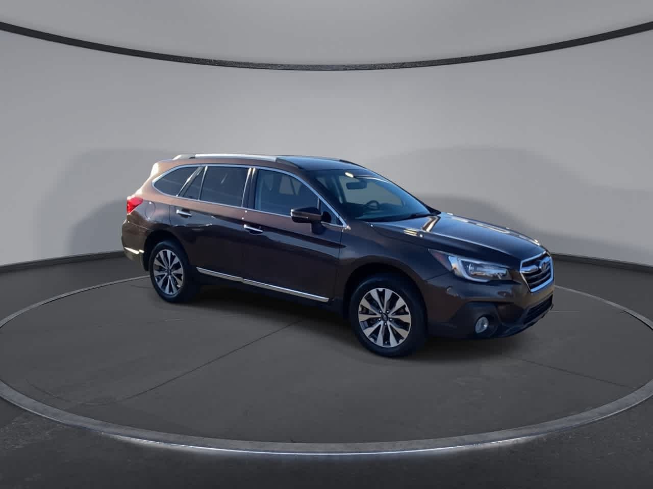 Used 2019 Subaru Outback 3.6R Touring w/ Popular Package #3A AWD/4WD image 3