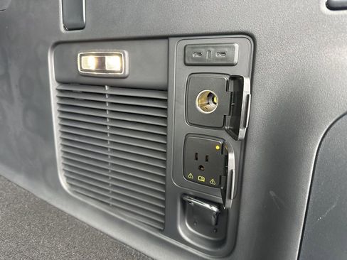 New 2025 Ford Expedition Max Platinum w/ Stealth Performance Package image 19