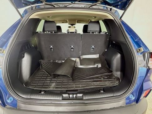 Certified 2020 Ford Escape SE image 25