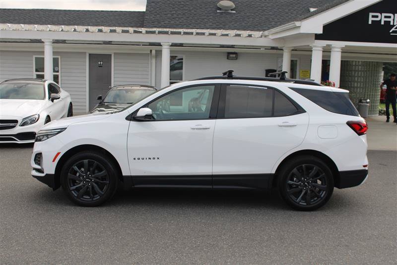 Used 2023 Chevrolet Equinox RS w/ RS Leather Package AWD/4WD image 6
