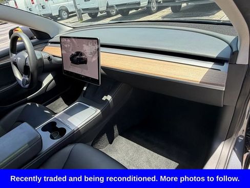 Used 2023 Tesla Model 3 Standard Range RWD image 19